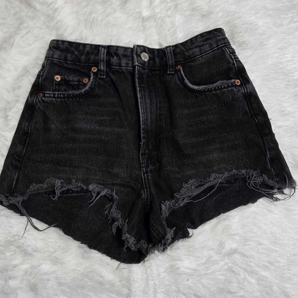 Zara Black Frayed Hem Jean Shorts